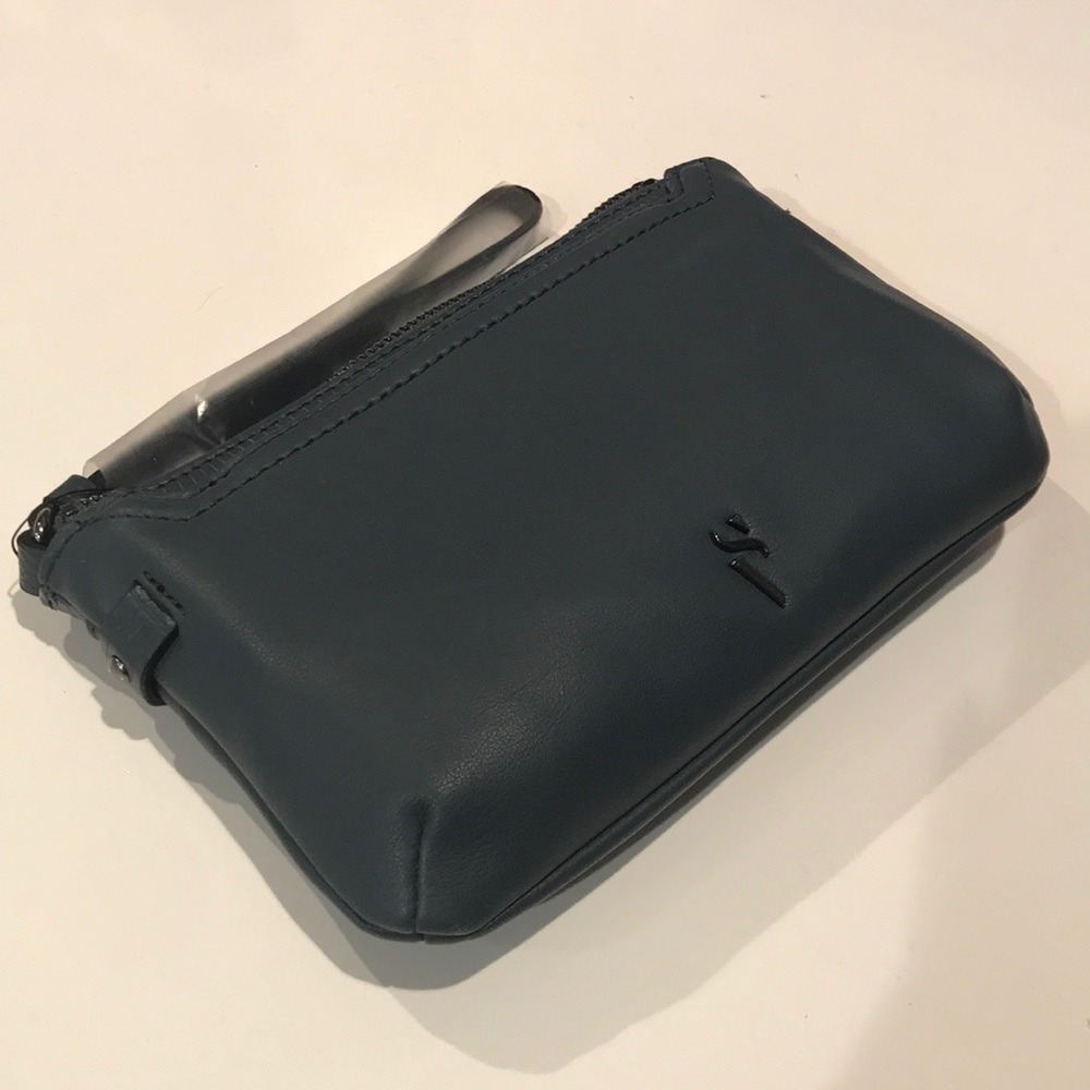 Simply Vera Vera Wang Wristlet Wallet/Purse